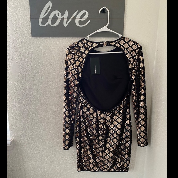 Dress - Picture 2 of 3